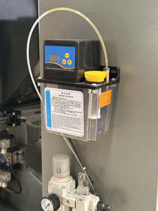 Machine de découpe de profilés en aluminium CNC à double tête avec moteur PLC pour portes et fenêtres en aluminium, facile à utiliser, longueur de coupe 370-4200 mm - Product Image 5