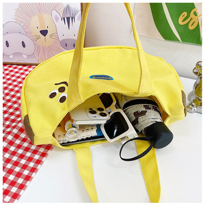 Sac de rangement mignon en forme de banane, sac fourre-tout en toile ludique brodé de dessins animés, cadeau de la Fête des Enfants, sac à <span class=keywords><strong>main</strong></span> en gros - Product Image 6