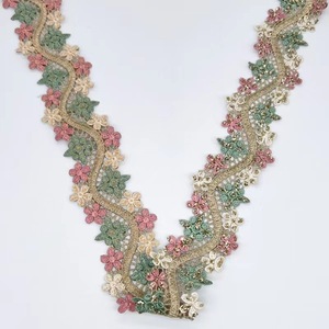 Goldenes Blumen-Spitzenband Exquisite 3D Handgemachte Applikation Spitzenborte für Kleidungsdekoration - Product Image 4