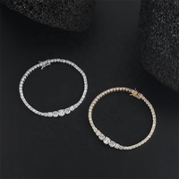 Bracelet de chaîne de tennis en zircon à une rangée de laiton plaqué or blanc et hip hop de taille dégradée, dernier style en Stock