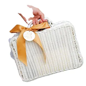 Plastik PP Rattan piknik sepeti el dokuması saklama kutusu bavul hediye japonya sepetleri düğün açık çekim Posing takı kutusu