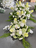 Arrangement floral de mariage haut de gamme blanc et vert, boule de fleurs d'hortensia vert, centre de table blanc en lys calla pour décoration