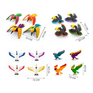 Jouets pour oiseaux en TPR qui changent de couleur, extensibles, brillent dans le noir, pour perroquets, toucans, cacatuaux, objets de collection |   MOQ OEM 12 000 - Product Image 2