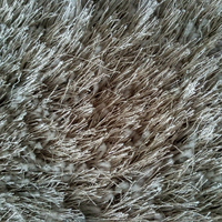 Tapis de salon moderne de haute qualité, antidérapant, couleur unie, en polyester soyeux et moelleux, à poils longs, pour la décoration intérieure