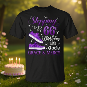 Incorporando la grazia e la misericordia di Dio nel mio 66° compleanno, maglietta da ragazza - Product Image 3