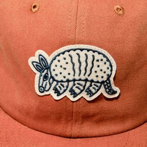 Casquette Snapback 6 Panneaux en Laine Brodée à la Main avec Logo Personnalisé et Boucle en Cuivre Doré – Qualité Supérieure, Vente en Gros - Product Image 5