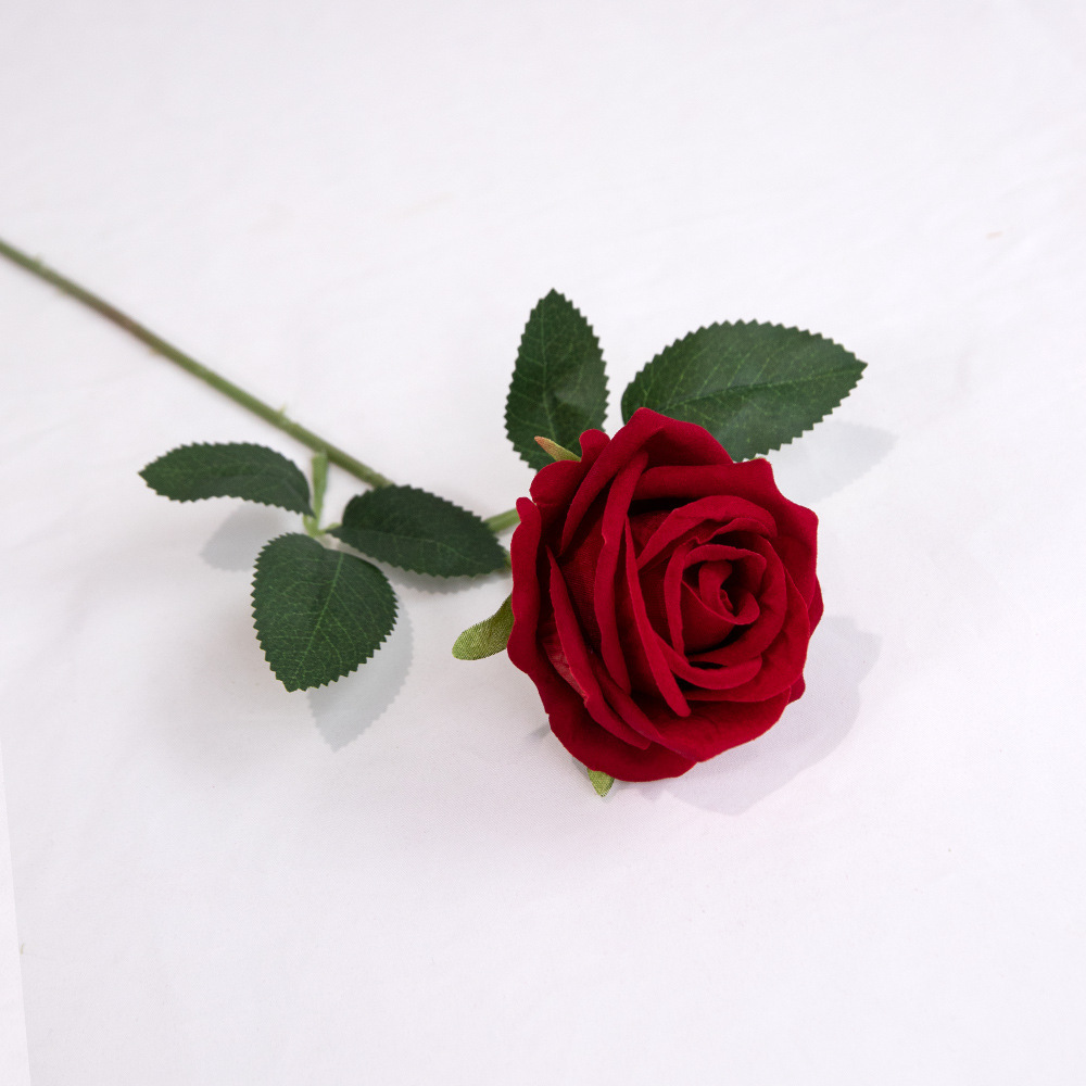 Velvet Rose [Red]