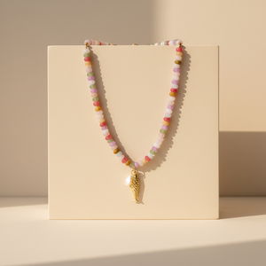 Collar Bohemio de Piedra Natural y Perla de Agua Dulce con Colgante de Pez de la Suerte - Product Image 3