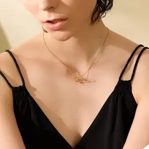 2024 neue Mode Designer vergoldete Messing wasserdicht einfache Nische elegant Bogen Knot Halskette Dame