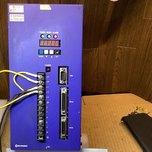 Новый и оригинальный контроллер ПЛК SDD-<span class=keywords><strong>F</strong></span>-200AC4k0-wbr-0-12-2 в наличии на складе - Product Image 1