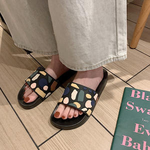 XIXITIAO a basso prezzo stock <span class=keywords><strong>lotto</strong></span> antiscivolo <span class=keywords><strong>da</strong></span> <span class=keywords><strong>uomo</strong></span> pantofole <span class=keywords><strong>da</strong></span> bagno all'ingrosso pantofole eleganti <span class=keywords><strong>ciabatte</strong></span> di pietra per gli uomini - Product Image 4