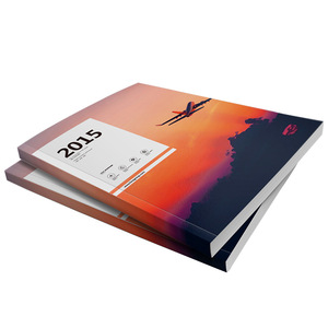 Impression de livres à couverture rigide personnalisée OEM Reliure parfaite Papier offset et carton pour les <span class=keywords><strong>auto</strong></span>-éditeurs - Product Image 1