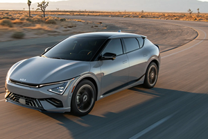 <span class=keywords><strong>Kia</strong></span> <span class=keywords><strong>EV6</strong></span> <span class=keywords><strong>GT</strong></span> <span class=keywords><strong>Line</strong></span> <span class=keywords><strong>2023</strong></span> Gris, Véhicule Électrique Pur Haute Performance, Recharge Rapide, SUV Premium avec Système de Conduite Intelligent - Product Image 2
