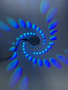 Lámpara ambiental de sombra de luz espiral colorida: crea arte espacial inmersivo, los efectos de iluminación dinámica RGB iluminan tu <span class=keywords><strong>vida</strong></span> - Product Image 2