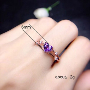 Elegante anello a forma di cuore per donna, design con pietra viola intarsiata, gioielli alla moda in tonalità rosa - Product Image 4