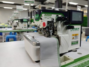 Máquina Remalladora Automática de Alta Velocidad <span class=keywords><strong>DOSO</strong></span> S6-5T-AT-BUT de 5 Hilos con Cortahilos para Necesidades de Fabricación Textil - Product Image 4