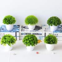 Pohon Bonsai plastik buatan Modern tahan lama, bunga pohon kantor kecil, ornamen pot taman rumah Natal