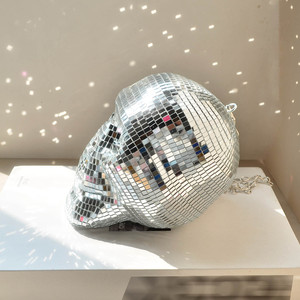 Bola de Discoteca con Calavera Reflectante y Cadena, Adorno Retro de Calavera para Halloween, Decoración para Hogar, Bar y Fiestas, Venta al Por Mayor - Product Image 4