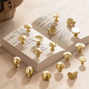 Luxury Solid Brass Single Hole Small Gold Cupboard Wardrobe Kitchen Cabinet Hardware Brass Dresser Drawer Ball Handles Knobs