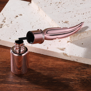 Botella de delineador de ojos líquido con aplicador Contenedor de embalaje cosmético personalizado Contenedores de delineador de Ojos de lujo - Product Image 3