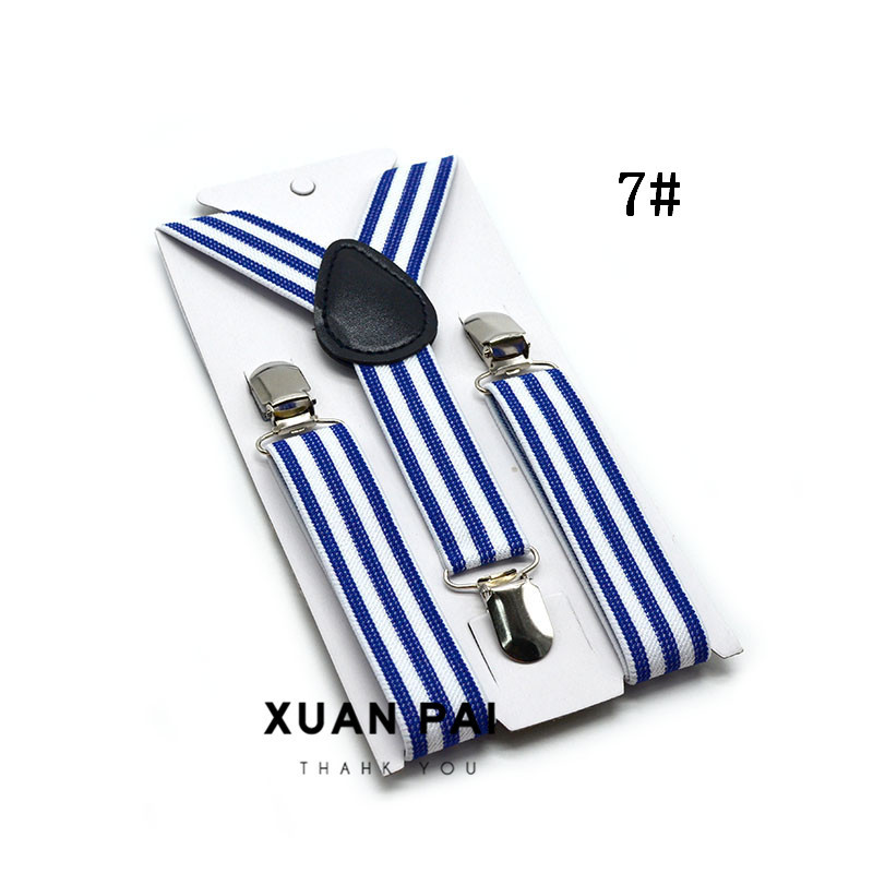 7 # (fond blanc bleu trois rayures)