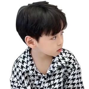 Peluca Bob para niños, conjunto <span class=keywords><strong>de</strong></span> cabeza completa <span class=keywords><strong>de</strong></span> moda negra recta corta, fibra sintética química sintética con flequillo <span class=keywords><strong>de</strong></span> aire, peluca para niños - Product Image 4