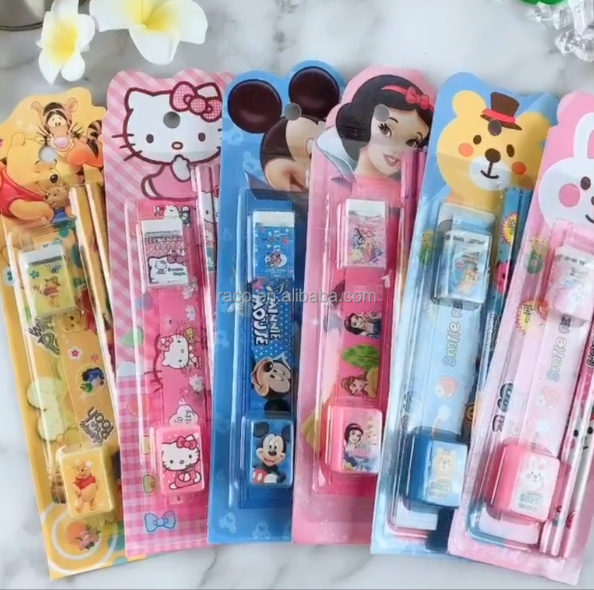 Набор канцелярских товаров из пяти предметов для детей