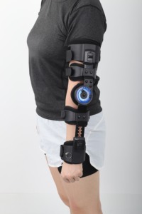 อุปกรณ์ตรึงข้อศอกแบบปรับได้ ROM พร้อมตัวปรับแขนที่สามารถเคลื่อนไหวได้สำหรับการตรึงข้อศอก - Product Image 4