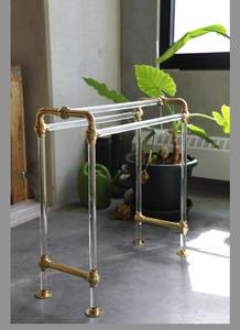 ชั้นวางผ้าขนหนูแบบตั้งได้ทำจากอะคริลิคแบบตั้งเดี่ยวสีใสสำหรับห้องน้ำ - Product Image 2