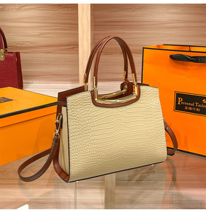 New Fashion Designer Crossbody <b>Bags</b> High Quality PU <b>Leather</b> Shoulder Messenger <b>Bag</b> Casual Totes Luxury Women Handbags and Purses - Product Image 3