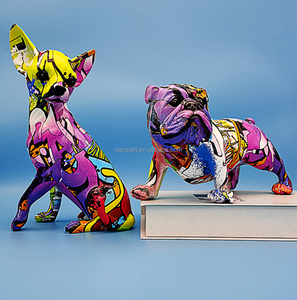 Statue de chien en résine colorée style <span class=keywords><strong>Pop</strong></span> Art, <span class=keywords><strong>figurine</strong></span> d'animal de dessin animé pour la décoration de table d'hôtel - Product Image 4
