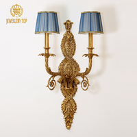 Applique murale LED classique européenne style château avec abat-jour en tissu et finition laiton antique pour salon