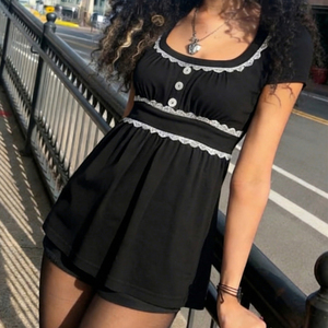 เสื้อยืดแขนสั้นผู้หญิงสไตล์โกธิค แต่งขอบลูกไม้ รักษ์โลก คอลเลคชั่นใหม่รับซัมเมอร์ คอเหลี่ยม ทรงหลวม ทรงเอไลน์ ไซส์พลัส ใส่ทำงานหรือลำลองได้ - Product Image 5