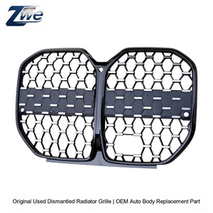 Parrilla Delantera de Reemplazo para <span class=keywords><strong>BMW</strong></span> Serie 4 G26 Gran Coupé I4, Rejilla de Panal Negro Brillante, Ajuste Directo 2022-2025 - Product Image 1