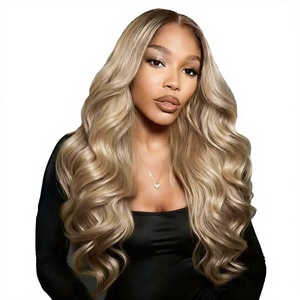Perruque sans colle HD Lace Front <span class=keywords><strong>Blonde</strong></span> Highlight pour femme, ondulations naturelles, ligne de cheveux pré-épilée, mini-nœuds, densité 250 % - Product Image 1