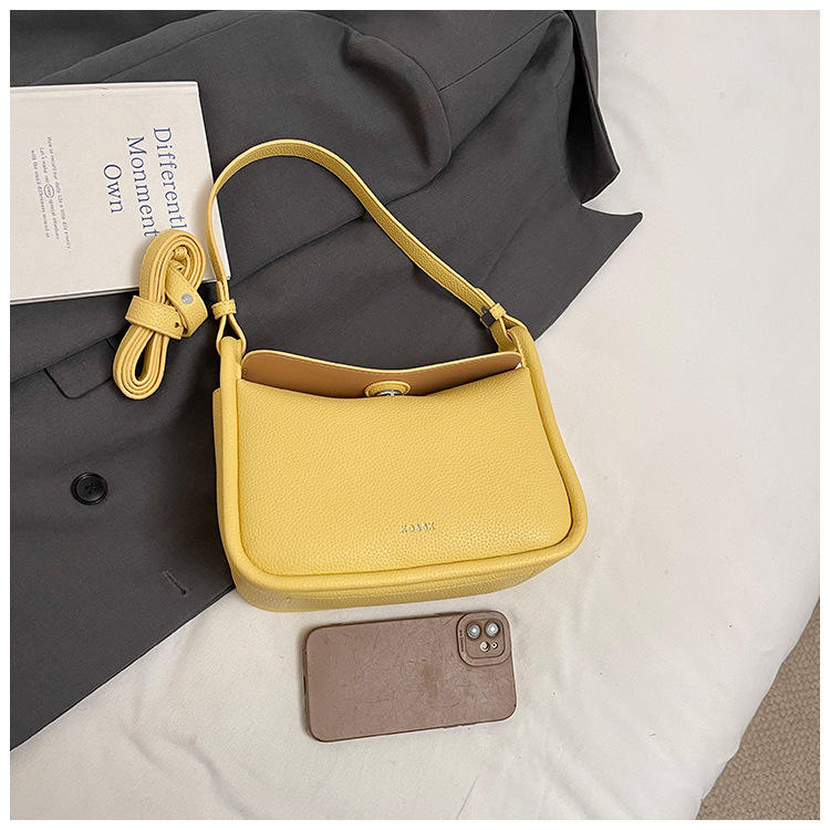 Yellow without pendant