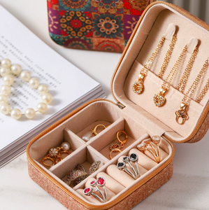 Vintage Floral PU Leather Travel Jewelry Box Zipper Portable Jewelry Organizer <b>Case</b> for Rings <b>Earrings</b> Necklace - Product Image 3