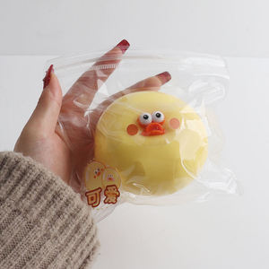 Juguete antiestrés de pato sonriente para amasar, adorable juguete de apretar para niñas pequeñas - Product Image 3