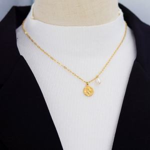 Nouveau design, vente en gros, collier chaîne anti-ternissement en acier inoxydable 316L plaqué or 18 carats avec pendentif pièce de monnaie pour femme - Product Image 4
