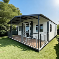 Villa conteneur préfabriquée extensible de 40 pieds, design ferme de luxe, installation facile, terrasse et clôture