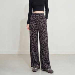 Pantalones Plisados Miyake Casuales PY 2026, Estampado de Leopardo Clásico, Cintura Elástica, Pierna Ancha, Ropa Occidental para Mujer - Product Image 1