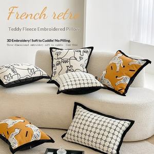 Moderne französische Zierkissen für das Wohnzimmer-Sofa, Rückenlehnen-Dekokissen für das Bett, Bettwaren mit Kernfüllung - Product Image 1