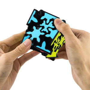Cubo Mágico Qiyi Crazy Gear Cube Black Patch, Cubo Irregular de Forma Irregular 3x3, Juguete de Rompecabezas de Velocidad para Niños y Niñas - Product Image 5