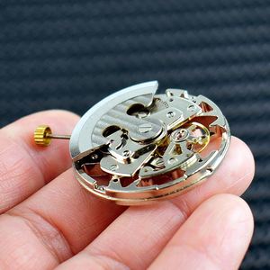 Made <b>Three</b> Jewels SZ2011 Quartz Watch Movement at 3 <b>Hour</b> Position Crown <b>Three</b> Pointers Hands with Adjusting Stem - Product Image 5