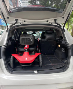 Scooter de Movilidad Plegable de Alto Rendimiento, 40 km de Autonomía, 10 km/h de Velocidad, Diseño Ligero, Seguridad Inteligente, Estable, Fácil de Plegar - Product Image 5