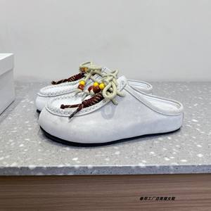 Nouvelle tendance mode 2025, chaussures plates polyvalentes, décontractées, simples et confortables pour femmes, style rétro français, <span class=keywords><strong>mules</strong></span> à lacets fermées pour l'hiver - Product Image 5