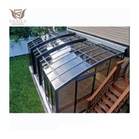 Villas et hôtels modernes avec véranda électrique en verre étanche, auvent télescopique pliant en alliage d'aluminium, toiture plate et moulures