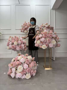 Bola de Flores Artificiales de Seda Rosa para Decoración de Bodas, Centro de Mesa con Rosas Blancas y Rosas Rosadas - Product Image 1