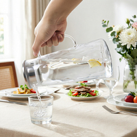 Carafe en verre borosilicate de style nordique avec couvercle filtrant et poignée transparente pour boissons glacées et eau chaude