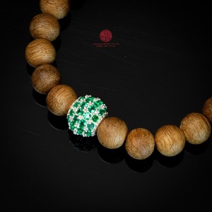 สร้อยข้อมือไม้กฤษณาสำหรับเด็ก, ลูกปัดไม้กฤษณาธรรมชาติ, เครื่องประดับกลิ่นหอมอ่อนโยนทำมือ, เครื่องรางป้องกันเด็ก, ขายส่ง - Product Image 2